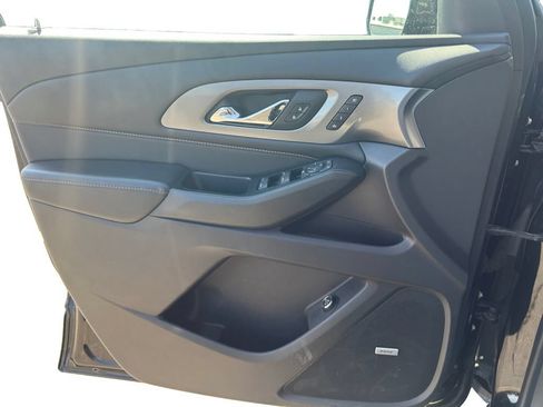 Used 2019 Chevrolet Traverse Premier w/ Redline Edition AWD/4WD image 21