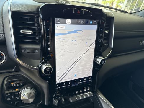 Used 2024 RAM 1500 Laramie AWD/4WD image 24
