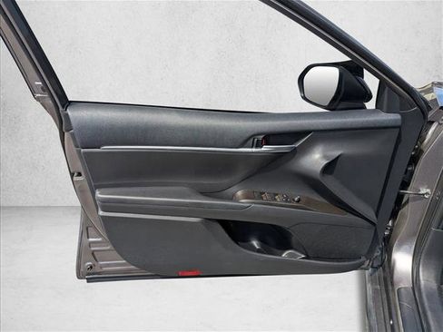 Used 2023 Toyota Camry SE FWD image 20