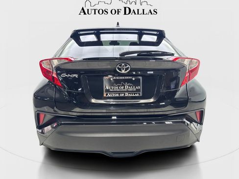 Used 2021 Toyota C-HR LE FWD image 7