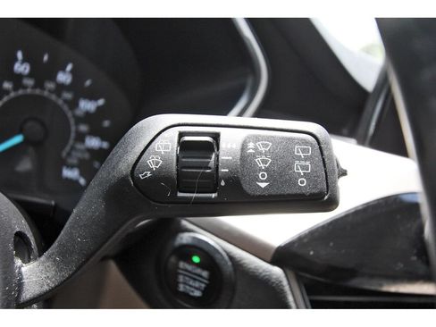 Used 2022 Ford Escape SEL FWD image 19