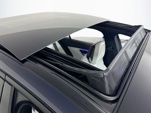 Used 2023 Mercedes-Benz C 300 Sedan image 22