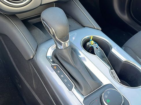 Certified 2023 Chevrolet Blazer LT w/ Convenience Package image 21