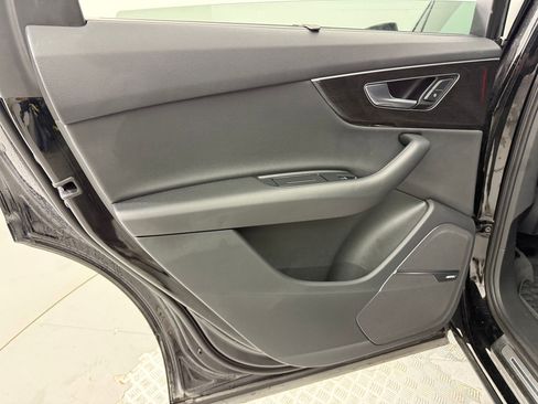 Used 2020 Audi Q7 2.0T Premium Plus w/ Premium Plus Package image 26