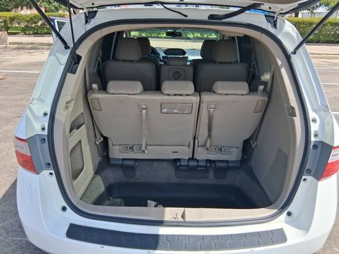 Used 2011 Honda Odyssey EX-L image 16