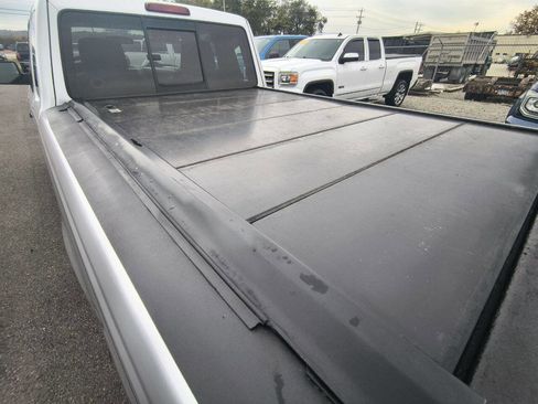 Used 2010 Ford Ranger XLT AWD/4WD image 9