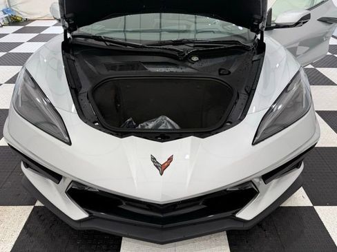 New 2026 Chevrolet Corvette Stingray Premium Conv w/ Z51 Performance Package RWD image 8