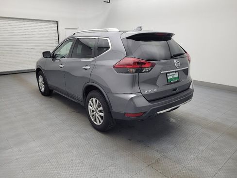 Used 2020 Nissan Rogue SV image 5