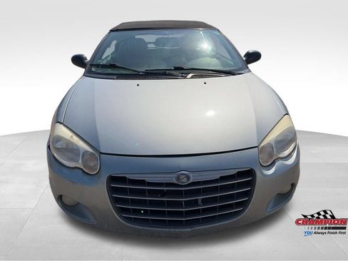 Used 2005 Chrysler Sebring Limited w/ Luxury Group FWD image 11
