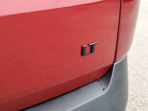 Certified 2023 Chevrolet Traverse LT FWD image 35