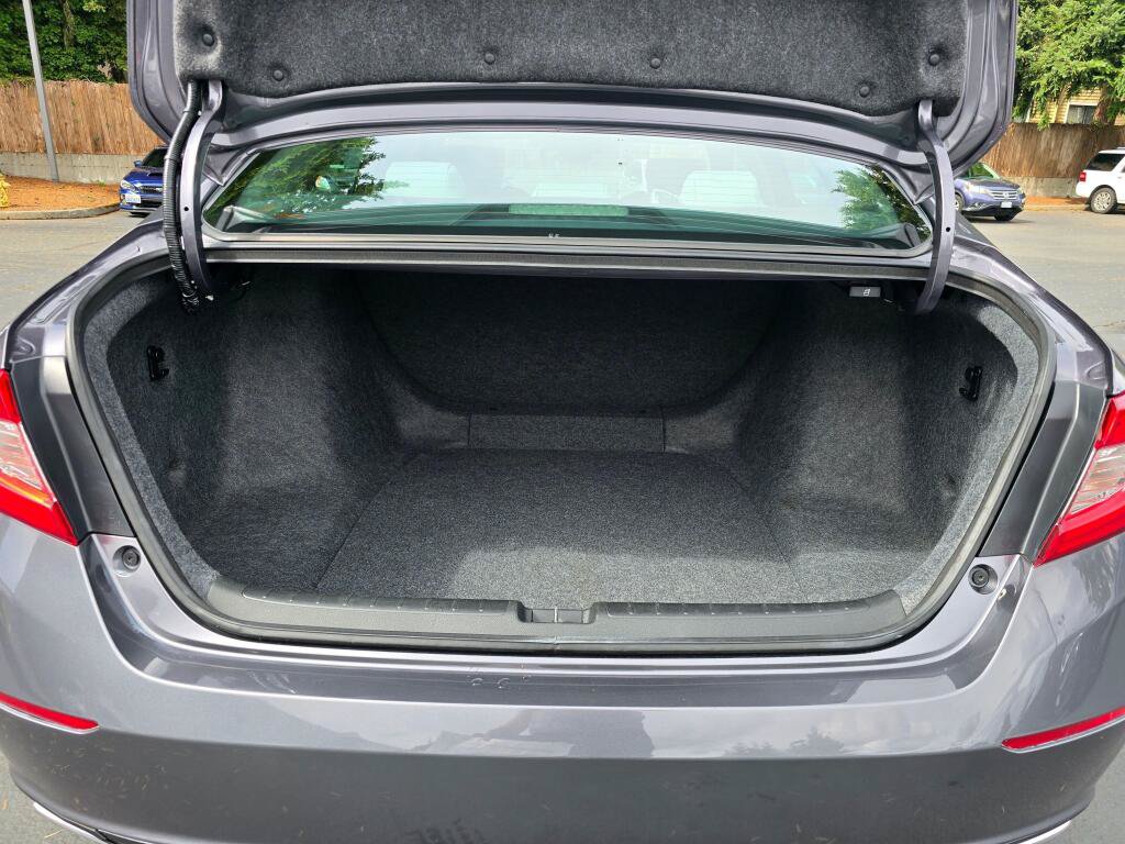 Used 2020 Honda Accord LX image 5