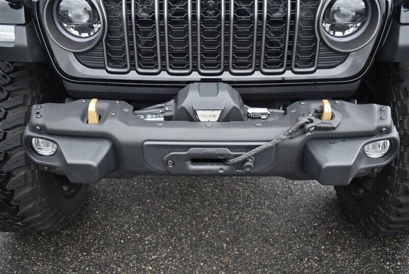 Used 2024 Jeep Wrangler Unlimited Rubicon 392 AWD/4WD image 10