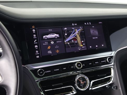 Used 2023 Bentley Flying Spur S V8 AWD/4WD image 22