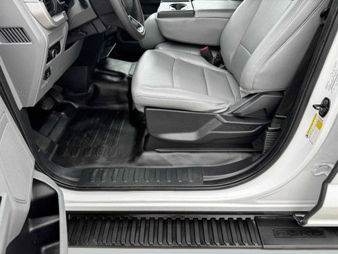 Used 2023 Ford F150 XL image 21