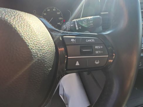 Certified 2023 Honda Pilot Touring image 31