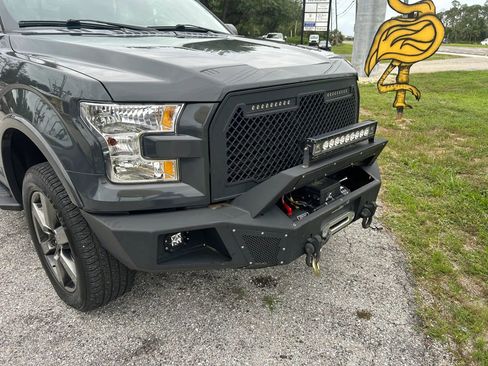 Used 2017 Ford F150 XLT w/ Equipment Group 302A Luxury AWD/4WD image 8