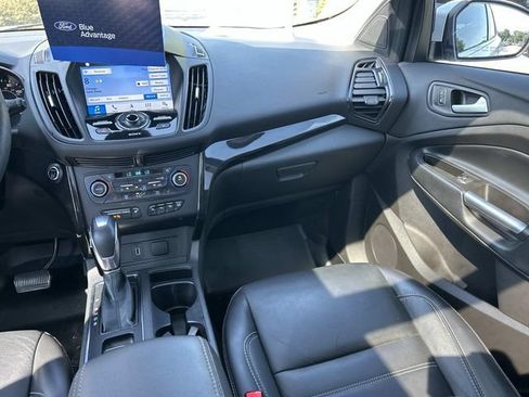 Certified 2019 Ford Escape Titanium AWD/4WD image 14