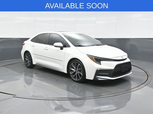 Used 2021 Toyota Corolla SE w/ SE Premium Package image 1