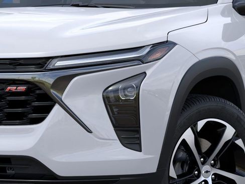 New 2026 Chevrolet Trax RS FWD image 10