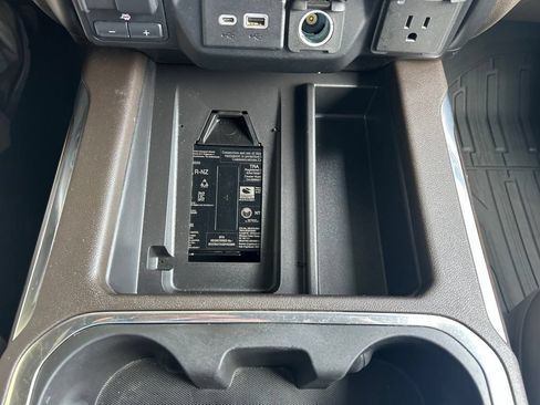 Used 2020 GMC Sierra 1500 SLT w/ SLT Convenience Package AWD/4WD image 19