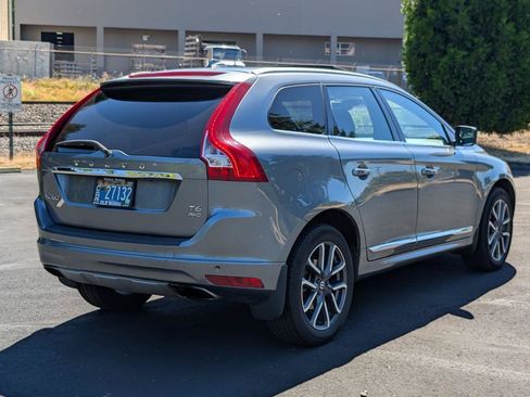 Used 2017 Volvo XC60 T6 Dynamic w/ Preferred Option Package AWD/4WD image 7