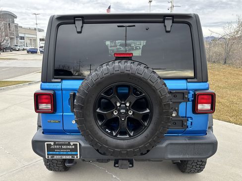 Used 2023 Jeep Wrangler Unlimited Sport image 4