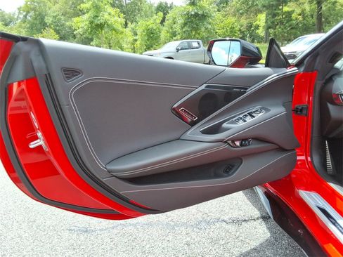 New 2025 Chevrolet Corvette Z06 image 17