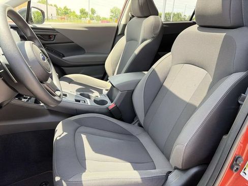Used 2025 Subaru Crosstrek 2.5i Premium AWD/4WD image 16