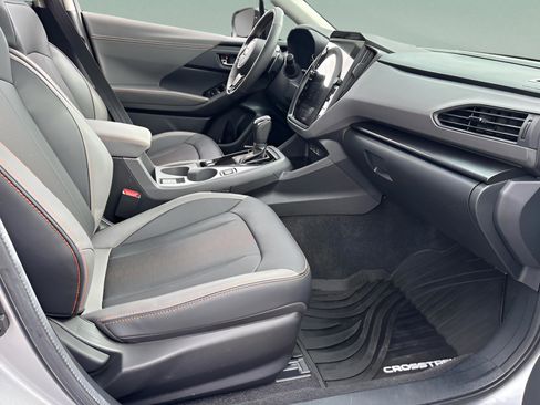 Used 2025 Subaru Crosstrek 2.5i Limited w/ Popular Package #3A image 15