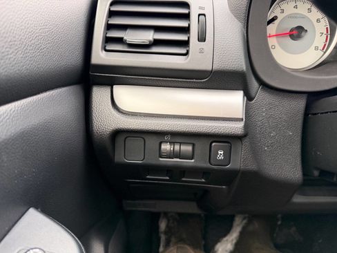 Used 2013 Subaru Impreza 2.0i image 14