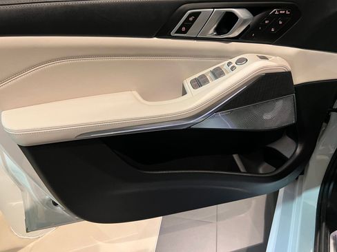 New 2026 BMW ALPINA XB7 AWD/4WD image 12