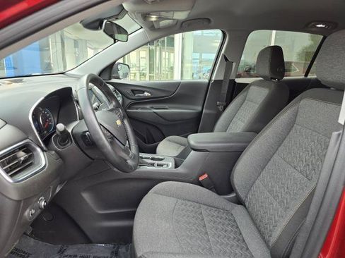 Used 2024 Chevrolet Equinox LT w/ LPO, Floor Liner Package FWD image 11