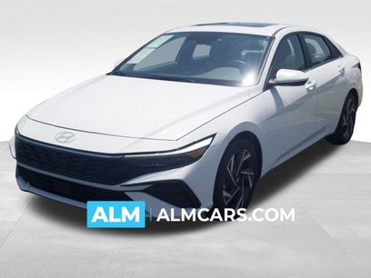 Certified 2025 Hyundai Elantra SEL
