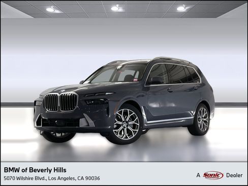 Used 2026 BMW X7 xDrive40i w/ Premium Package AWD/4WD image 1