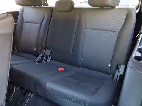 Used 2021 Ford Expedition XLT RWD image 6