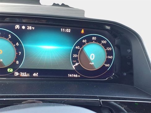 Used 2024 Volkswagen Atlas Cross Sport SE image 20