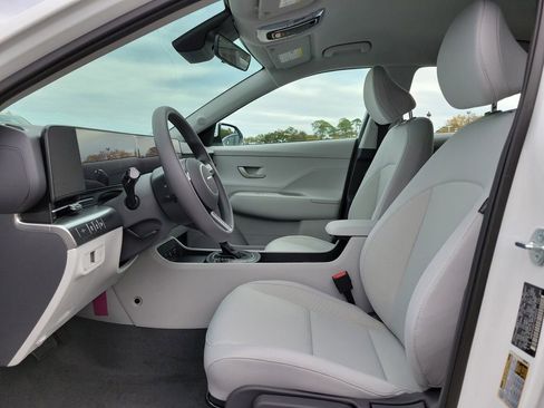 New 2026 Hyundai Kona SE image 18