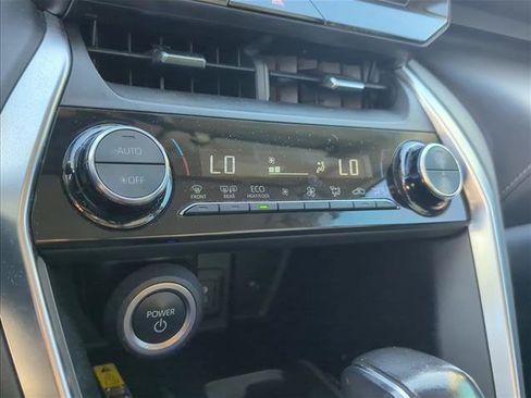 Certified 2023 Toyota Venza LE AWD/4WD image 21