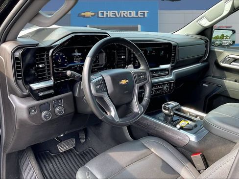 Used 2024 Chevrolet Silverado 1500 LTZ w/ Technology Package RWD image 18