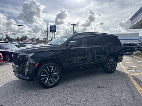 Used 2023 Cadillac Escalade Sport Platinum w/ Heavy-Duty Trailer Package RWD image 4