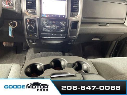 Used 2022 RAM 1500 Classic Warlock w/ Electronics Group AWD/4WD image 18