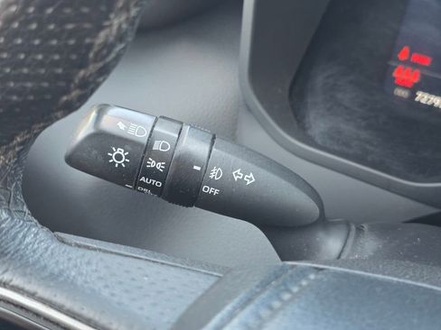 Used 2023 Toyota Tundra Limited w/ TRD Off-Road Package AWD/4WD image 36