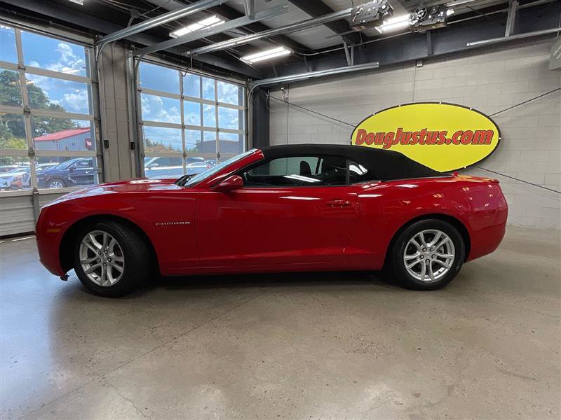 Used 2013 Chevrolet Camaro LT RWD image 2