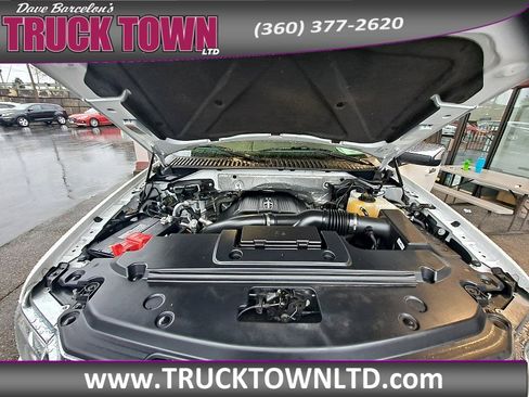 Used 2015 Lincoln Navigator 4WD image 8