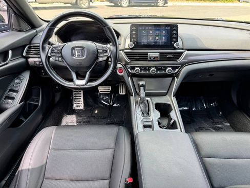 Used 2021 Honda Accord Sport image 5