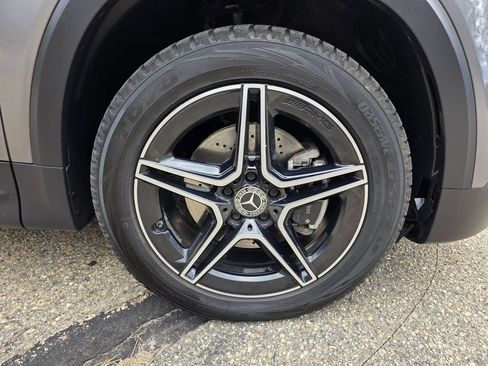 Used 2020 Mercedes-Benz GLB 250 4MATIC image 46