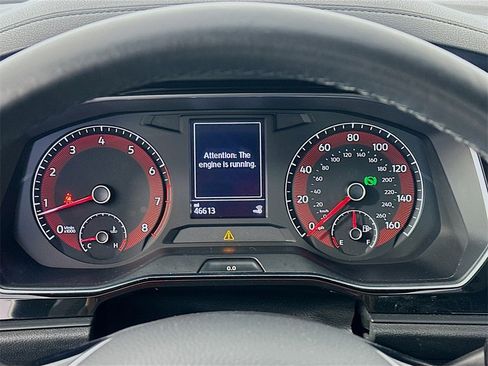 Used 2019 Volkswagen Jetta SE w/ Cold Weather Package image 12