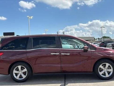 Used 2018 Honda Odyssey EX-L image 7