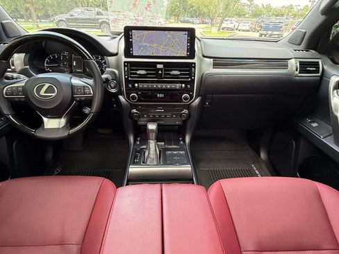 Used 2023 Lexus GX 460 Premium w/ Accessory Package AWD/4WD image 15