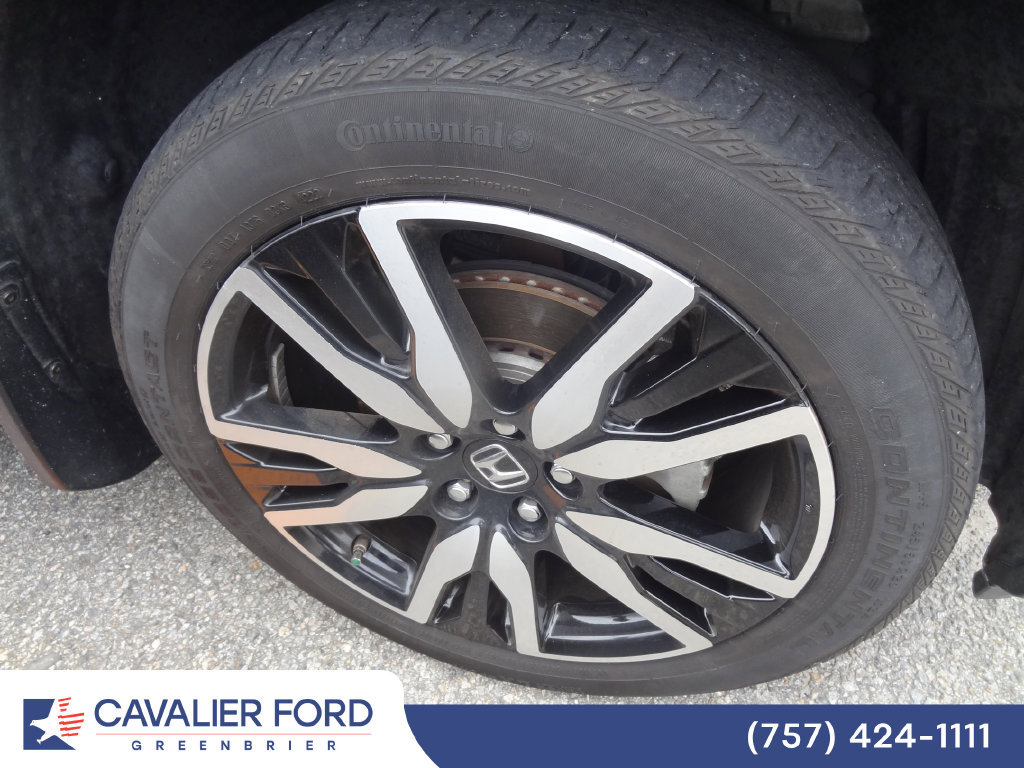 Used 2021 Honda Pilot Touring image 15